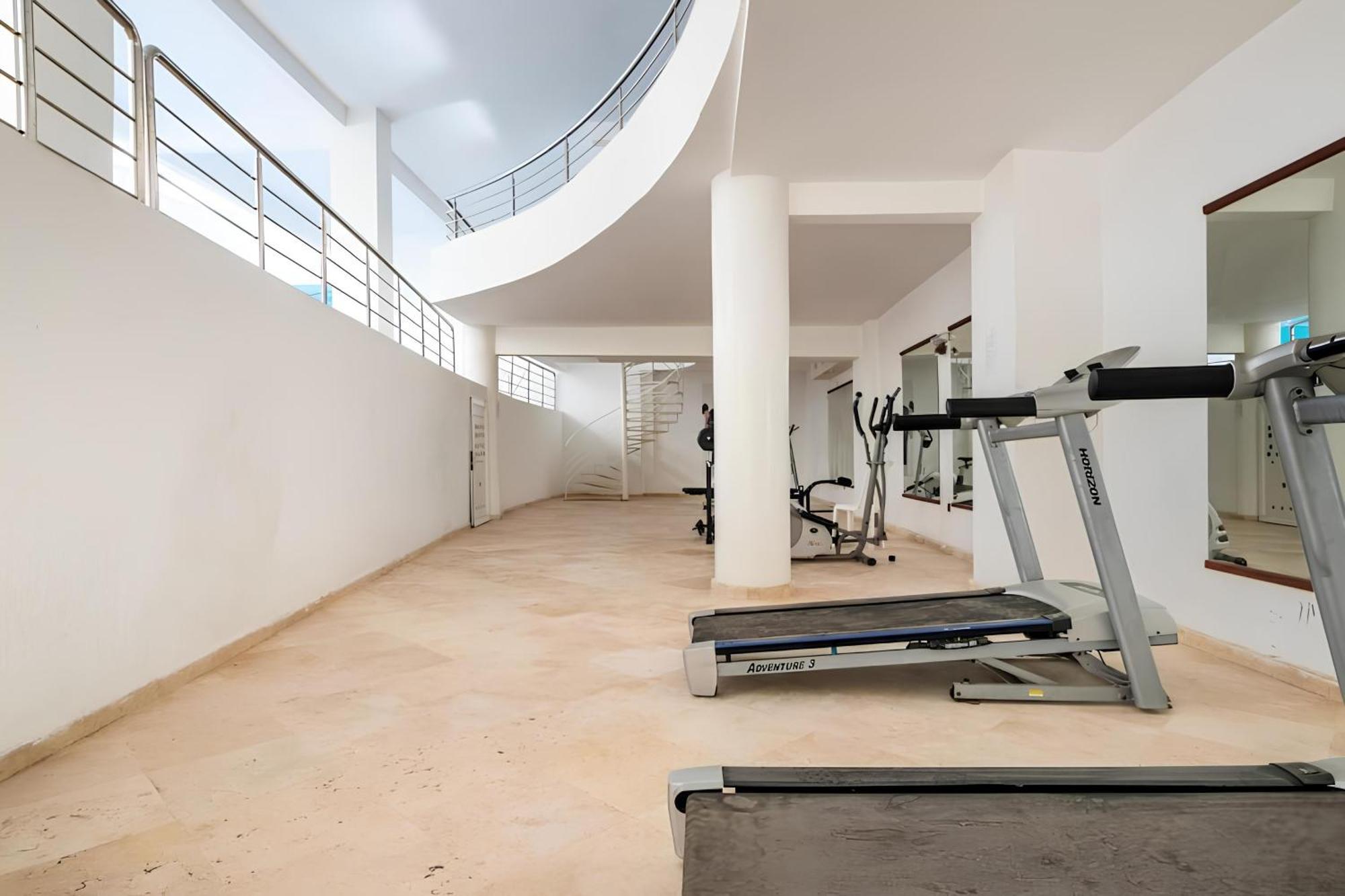 C-Appartement De Luxe Plein Centre De Gueliz Avec Piscine Parking Wifi Netflix Marrakesh Exterior foto